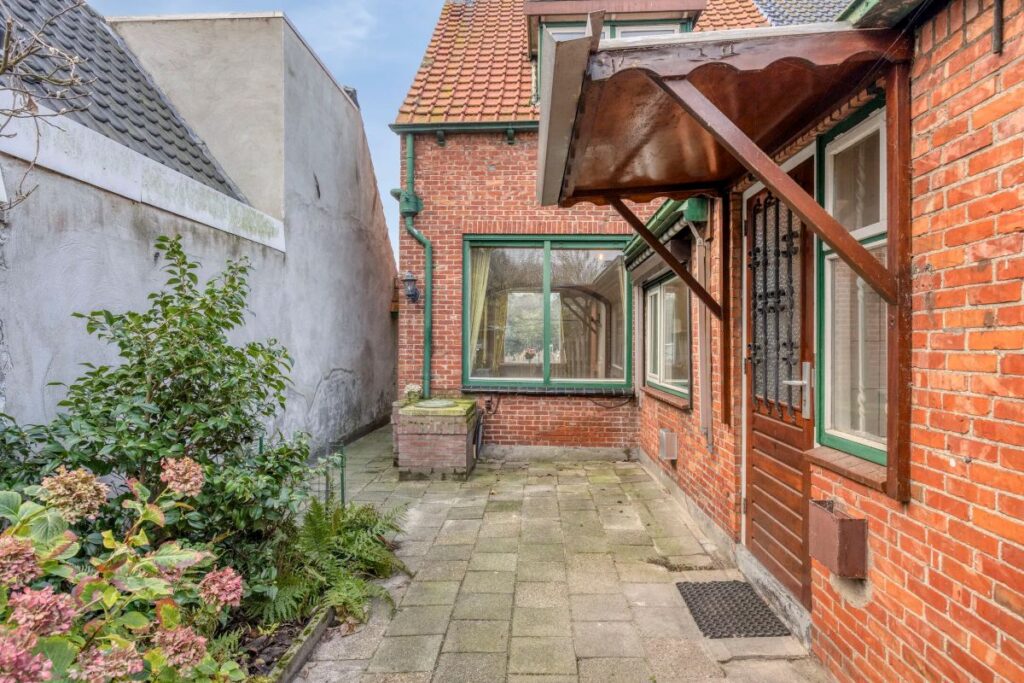 huis terneuzen zeeland funda tuin