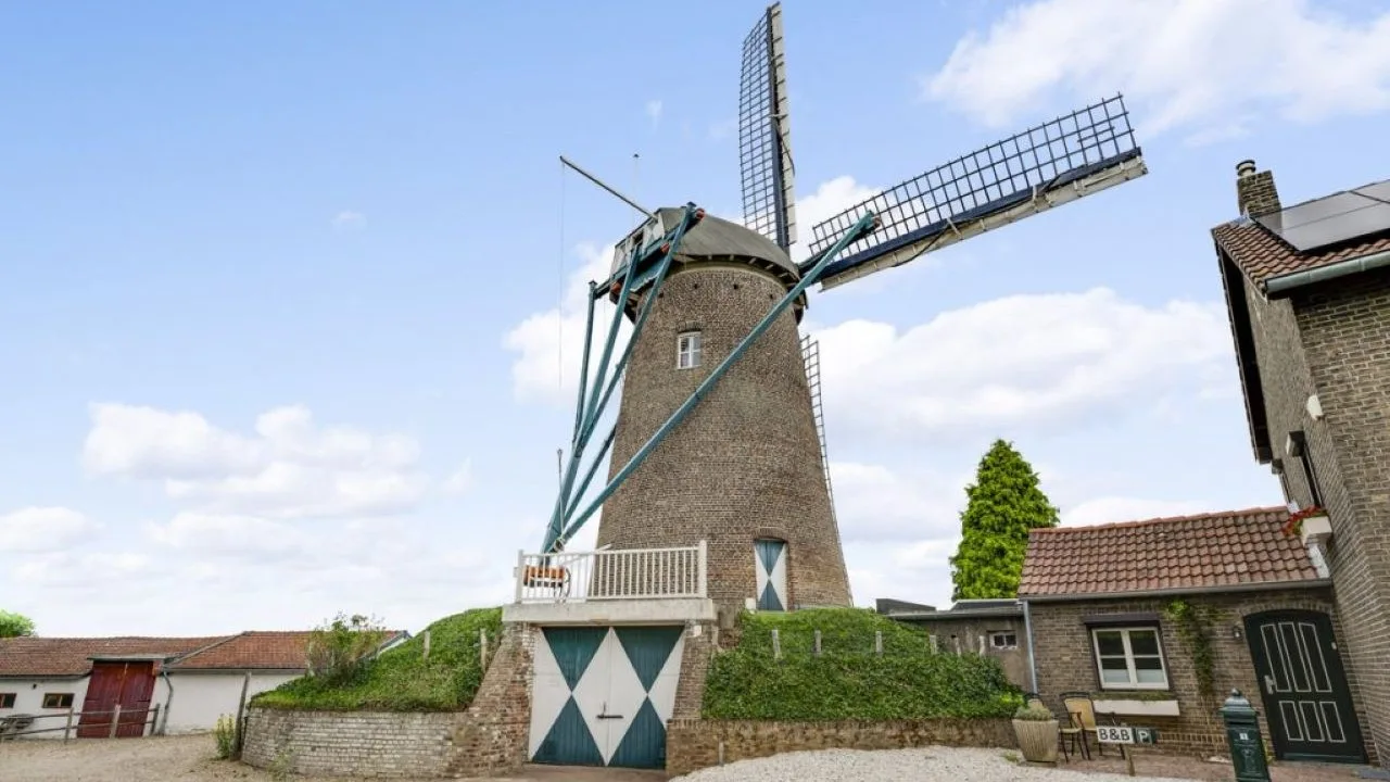 Molen van Hunnecum Nuth te koop 1 euro