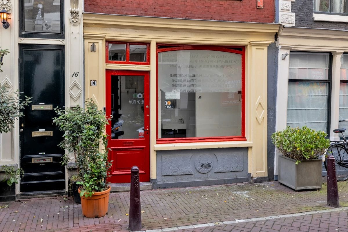 Funda Amsterdams pand voorkant