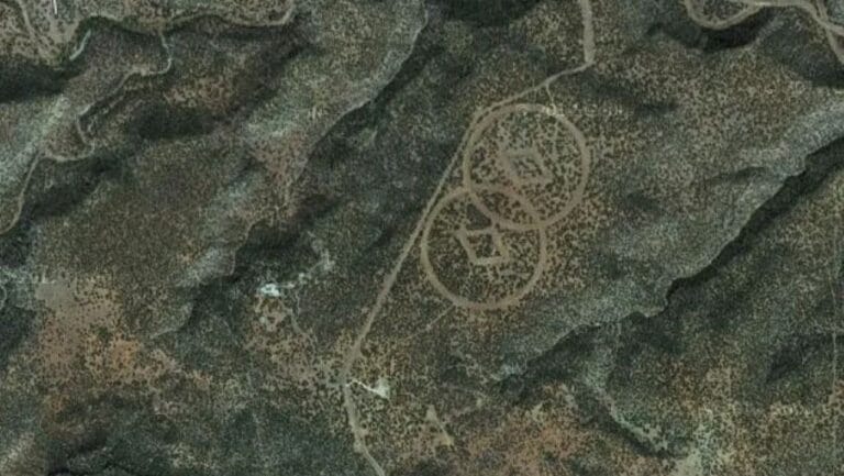 vreemde foto's die ontdekt zijn op Google Earth.
