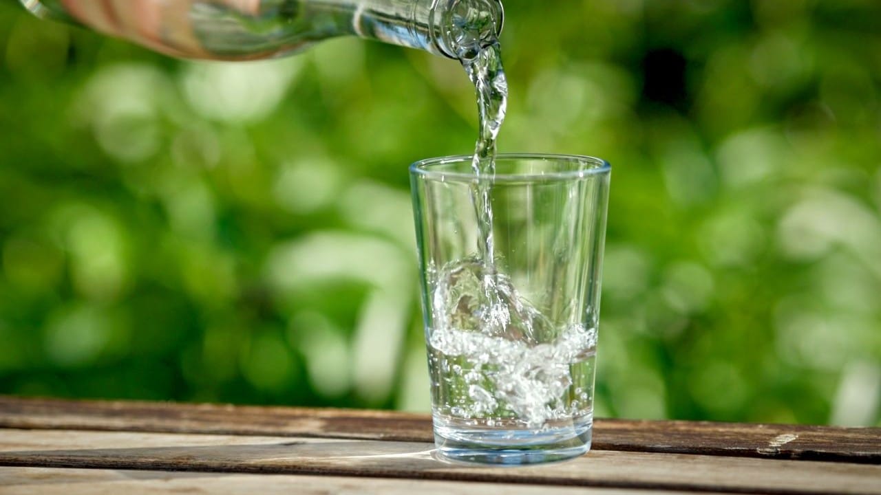 Meer water drinken