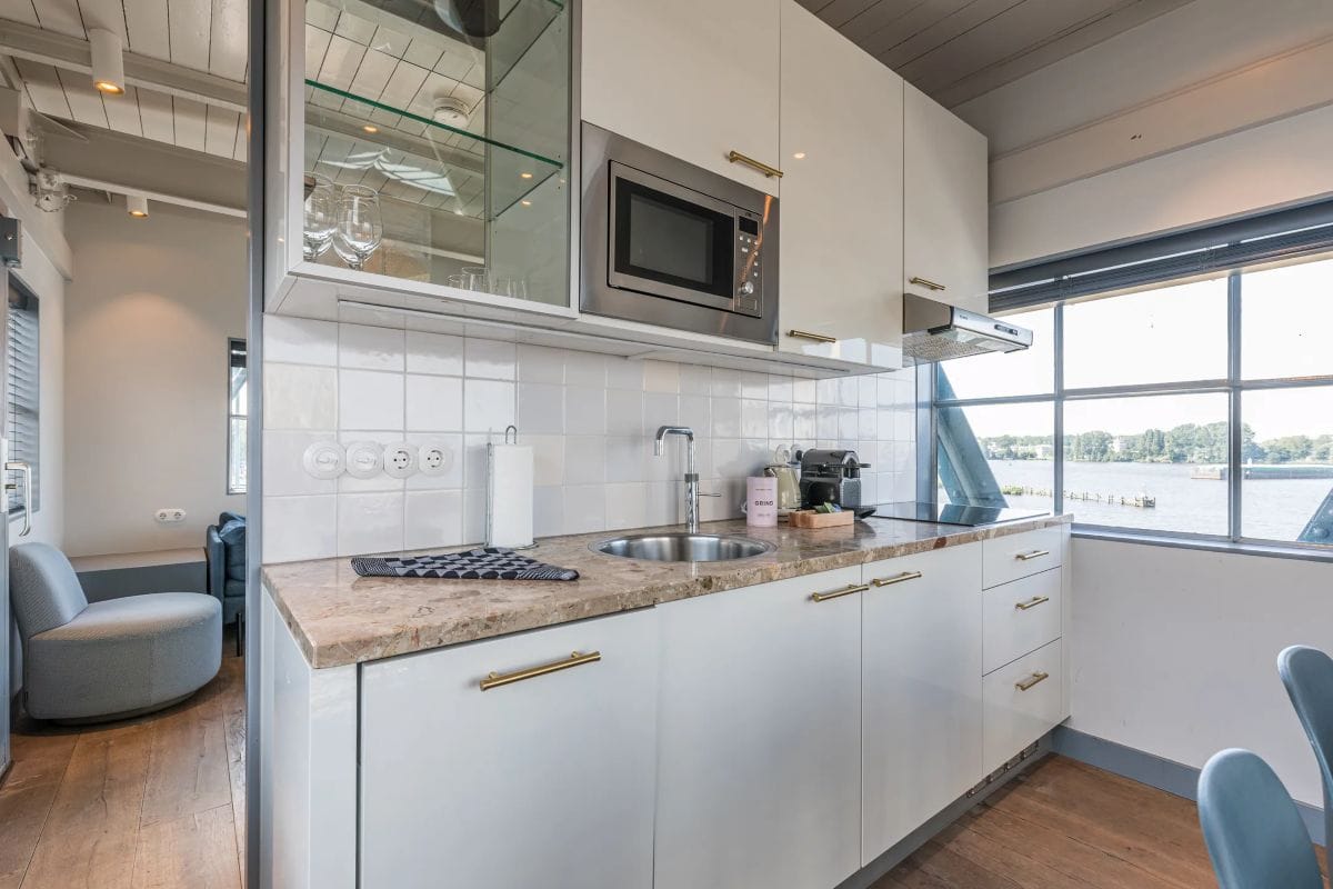 Surinamekade keuken