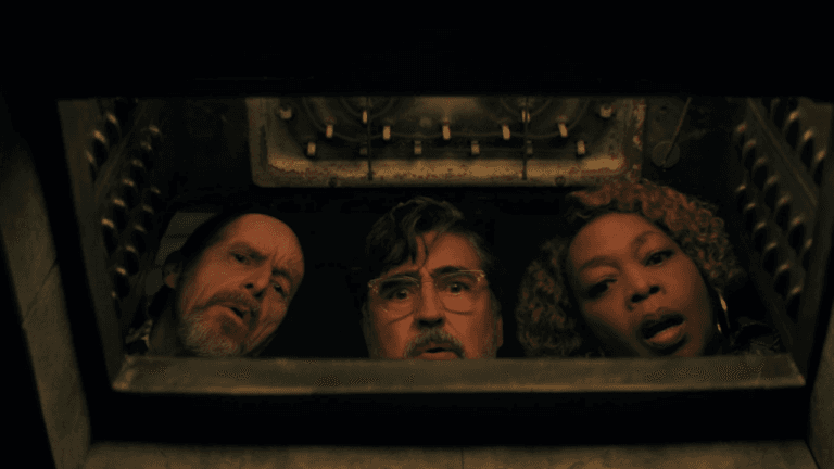 The Boroughs op Netflix: Alfred Molina in het griezelige pensioendorp