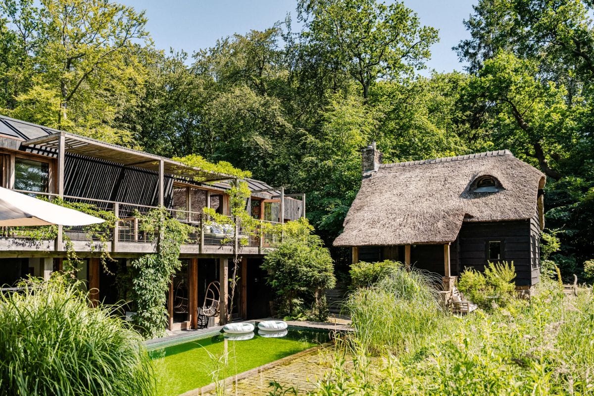 funda-villa-3750000-euro-zwemvijver-5300-m2-grond