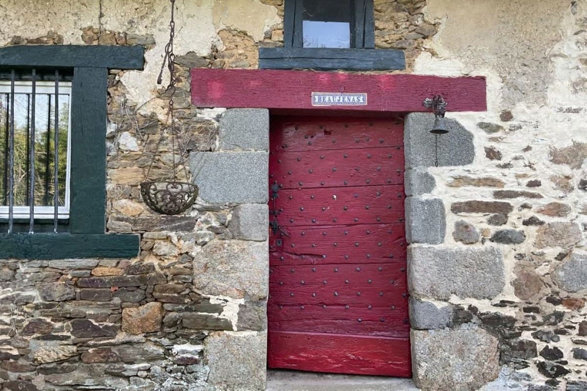 Voordeur huis in Frankrijk