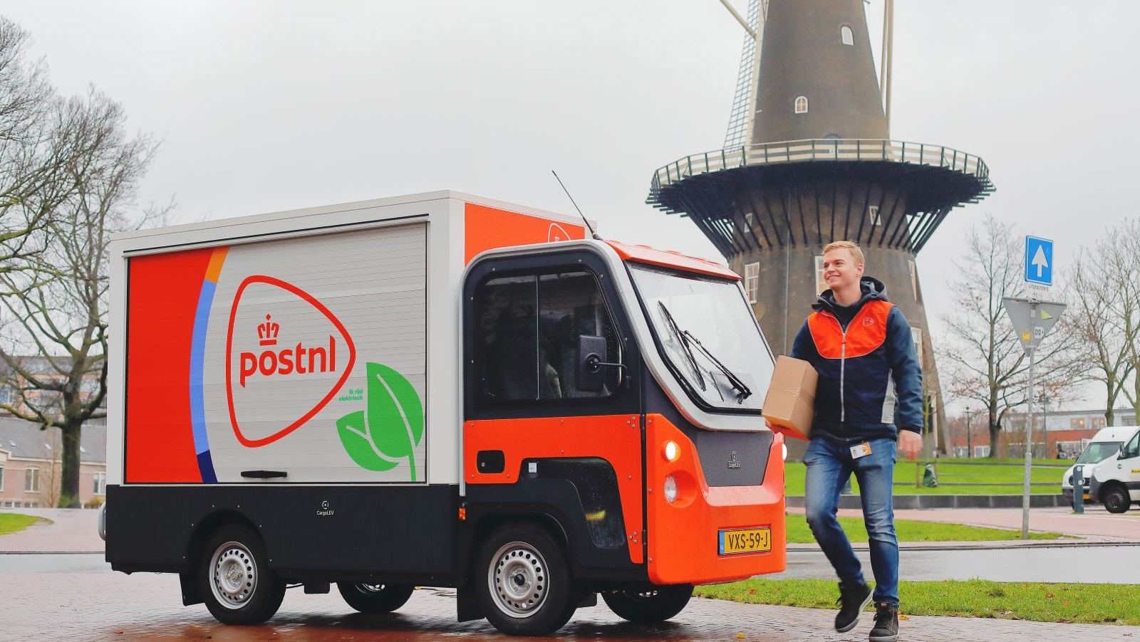 Salaris chauffeur bij Albert Heijn, Jumbo en PostNL vergeleken