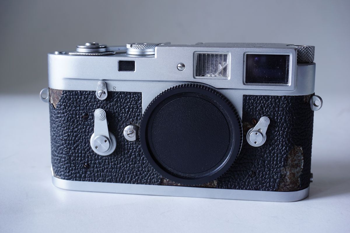Leica M2